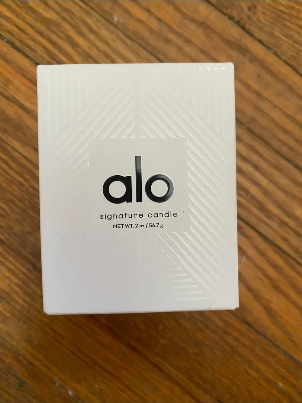 ALO 2 oz signature candle 🕯️ new in box